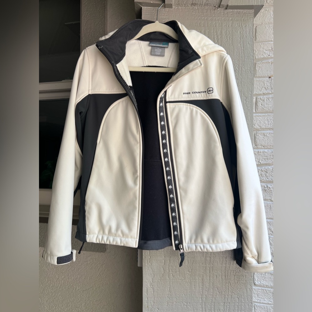 Free country soft shell winter coat grey/off-white S